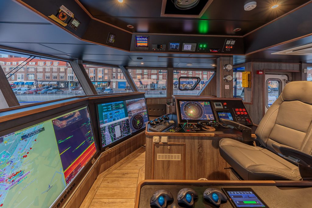 2021 QX in Fishing Vessel pic1
