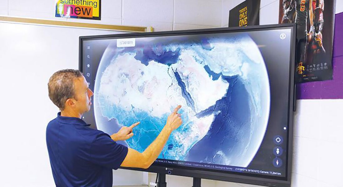 Interactive Smart Panels Added to Denison/Schleswig Classrooms