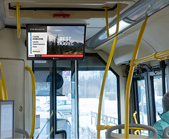 AG Neovo 旅客資訊系統液晶顯示器於公車車廂安裝情境_手機版