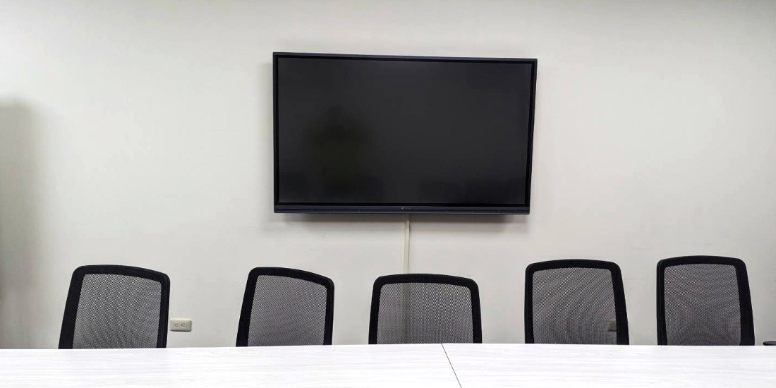 Meetboard 電子白板安裝於展林企業股份有限公司會議室實景圖