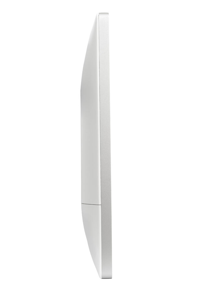 TXA2401 24" All-in-One PC for Clinical Workflows 7 TXA2401 Right Side